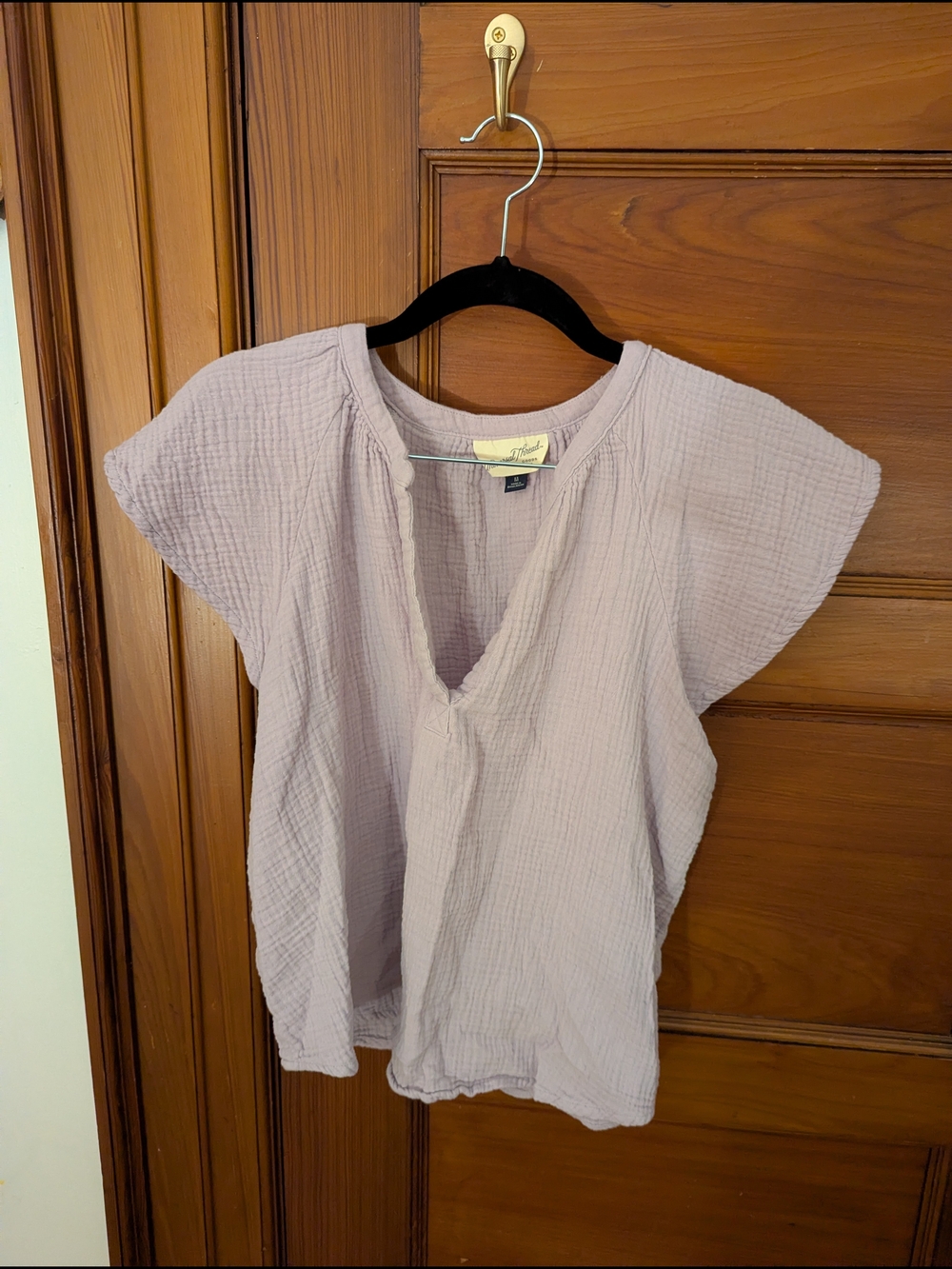 Universal Thread Lavender Gauze V-Neck Blouse